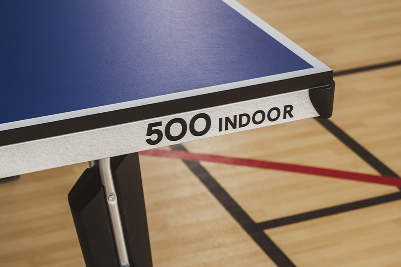encadrement de la table de ping pong Cornilleau 500 indoor